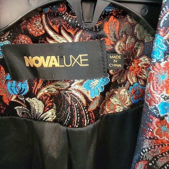 NOVALUXE Metallic Floral Blazer - Picture 3 of 6